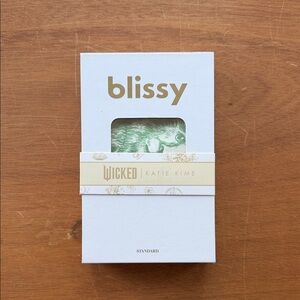Blissy Green Pillowcase